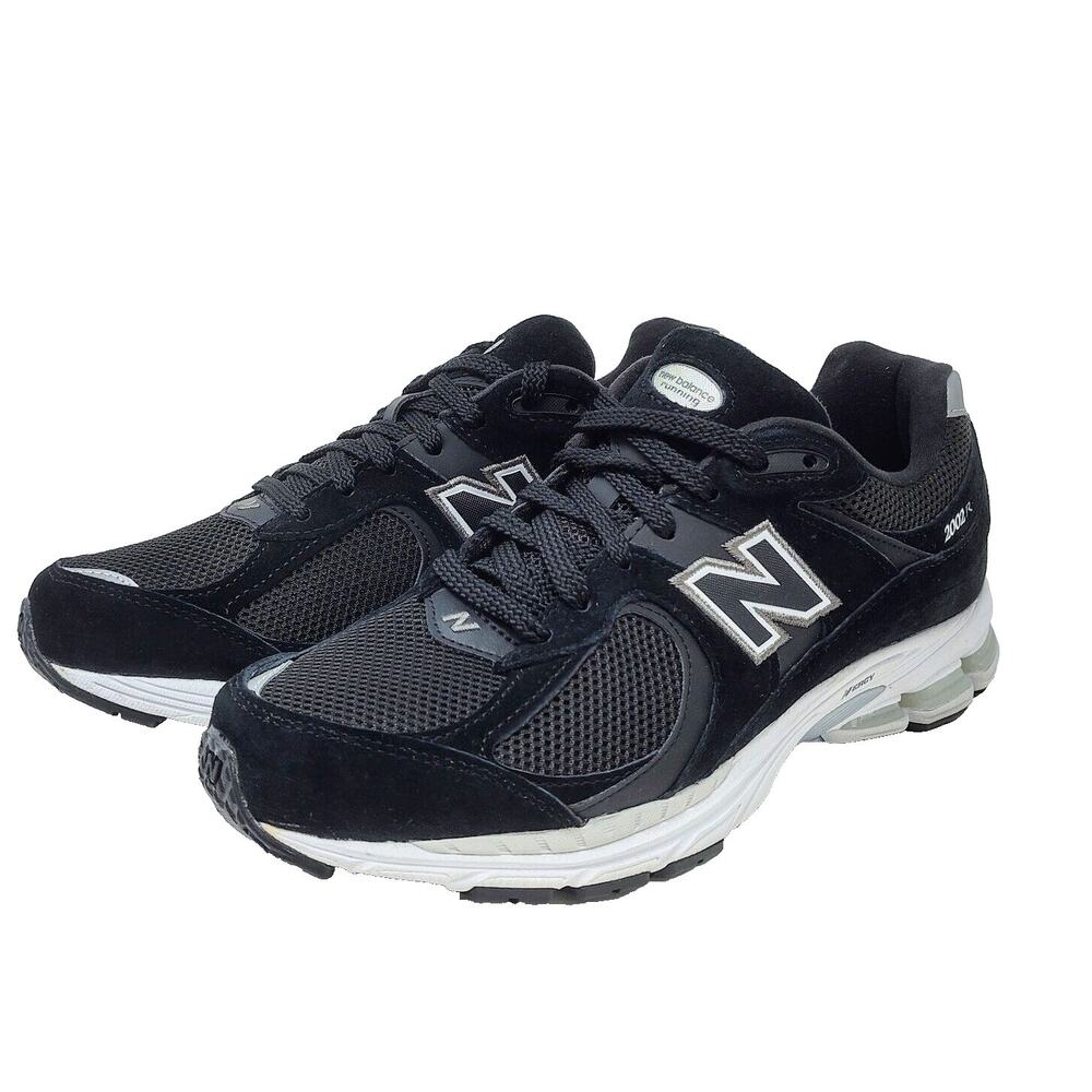 New Balance 2002R 'Black' Men's Size 9 / M2002RJB